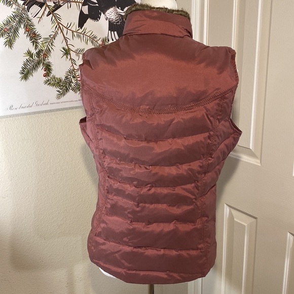 EDDIE Bauer Puffer Vest Quilted Goose Down Fur Collar Dusty Pink Size M - Picture 5 of 15